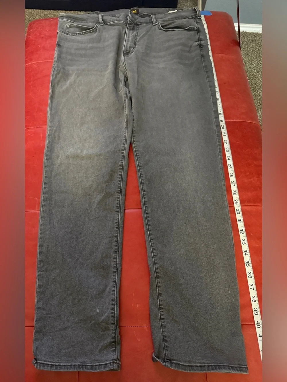 Wrangler Straight Leg Jeans - Gray size 38 x 32